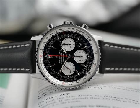 breitling navitimer world rubber strap silver dial wrist shots|Breitling b01 movement review.